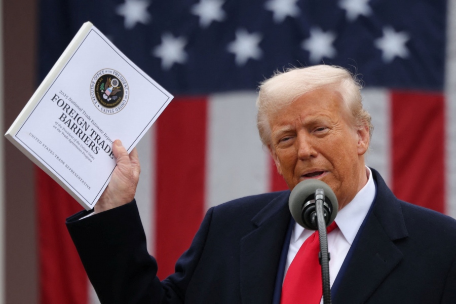 Δασμοί - σοκ Trump στον χαλκό - Στόχος η παγκόσμια πρωτοκαθεδρία - Ζημιές 15 δισ. δολ. για Αλγερία, Ιράκ και Τυνησία