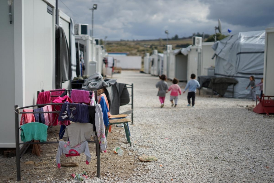 Η γερμανική κρατική τηλεόραση κατακεραυνώνει την Ελλάδα - Απάνθρωπη η μεταχείριση προσφύγων