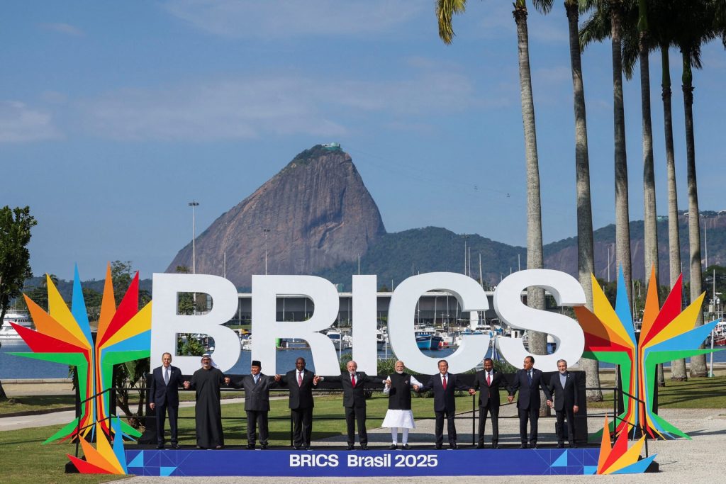 BRICS: «Σοβαρές ανησυχίες» για τους δασμούς – Το μήνυμα Πούτιν μέσω βίντεο