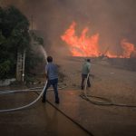 Ολονύχτια μάχη με τις φλόγες σε περιοχές της Ελλάδας - Χωρίς ενεργό μέτωπο η Αττική