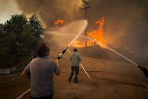 Φωτιά-εφιάλτης στην Εύβοια: Ευρωπαϊκή συνδρομή, κατεστραμμένες μονάδες και δίκτυο ΔΕΗ σε κίνδυνο - FinanceNews.gr