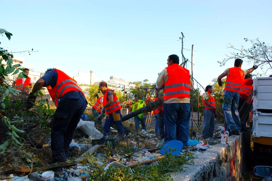 Ακαθάριστα οικόπεδα: Συνεχίζονται οι έλεγχοι - FinanceNews.gr