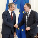 Επίτροπος Ενέργειας προς Κ. Μητσοτάκη: Αποφασισμένη να συμβάλει στη μείωση τιμών η Επιτροπή - Σχέδιο για τα ευρωπαϊκά δίκτυα το φθινόπωρο