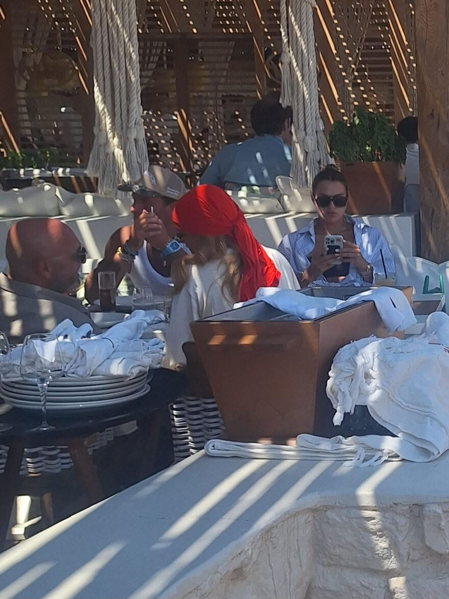 sabalenka_mykonos3