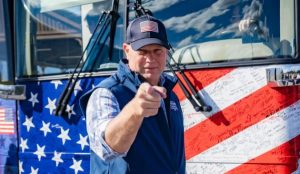 Πρέσβης ΗΠΑ στο ΝΑΤΟ: Εντατικές διαπραγματεύσεις για τις ανταλλαγές εδαφών στην Ουκρανία - Πιθανή η παρουσία Zelesnkly στην Αλάσκα