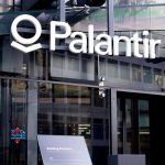 Ενας short seller βύθισε τη μετοχή της Palantir