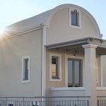 Με ένα ακόμα ξενοδοχείο ενισχύει την θέση της στην Σαντορίνη η CHC Group
