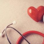 ΙΣΑ: Νομοθετική ρύθμιση για την υποχρεωτική ύπαρξη απινιδωτών σε χώρους με μεγάλο αριθμό πολιτών