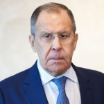 Ο Lavrov ξεκαθαρίζει: O Putin μπορεί να συναντηθεί με τον Zelensky αλλά είναι παράνομος πρόεδρος της Ουκρανίας