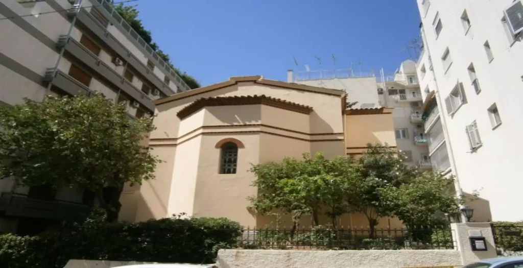 Εορτολόγιο: Ποιοι γιορτάζουν σήμερα 12 Αυγούστου - FinanceNews.gr