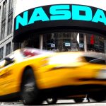 Wall Street σε διόρθωση: Nasdaq, S&P και Dow γυρίζουν αρνητικά μετά τα ρεκόρ - FinanceNews.gr