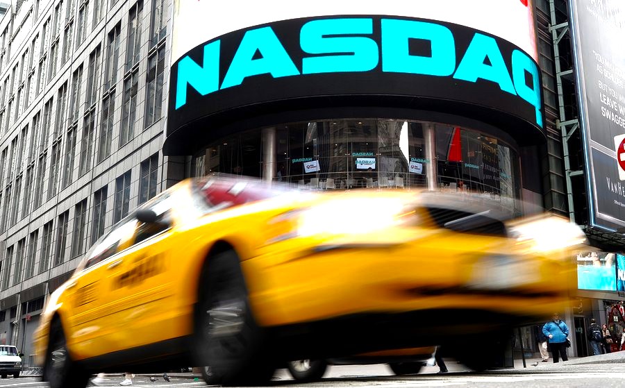 Wall Street σε διόρθωση: Nasdaq, S&P και Dow γυρίζουν αρνητικά μετά τα ρεκόρ - FinanceNews.gr