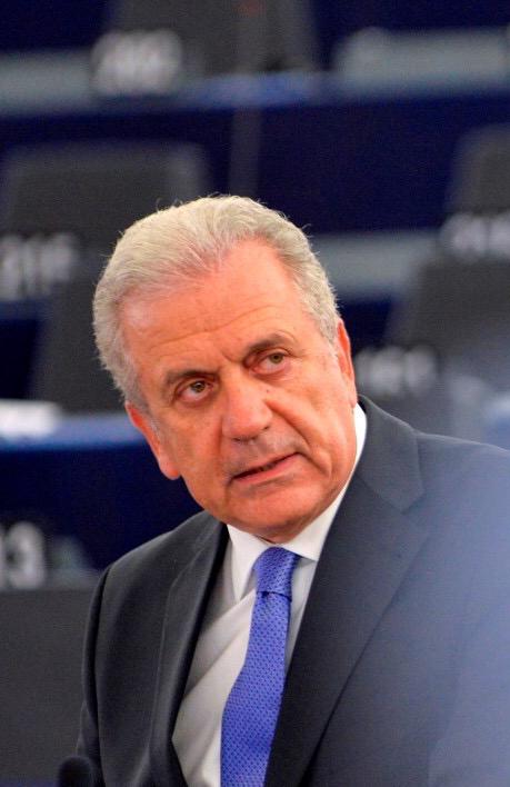 Δ. Αβραμόπουλος στη «Ν»: Αναγέννηση ή αποσύνθεση - το στοίχημα της Ε.Ε.