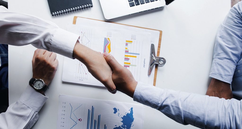Ο Όμιλος Unilink εξαγόρασε την Mega Brokers της οικογένειας Χατζηθεοδοσίου - FinanceNews.gr