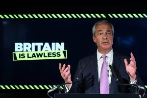 Ην. Βασίλειο: Σύμβουλος του Φάρατζ λέει ότι η Βρετανία δεν έπρεπε να πολεμήσει του Ναζί - «Η Ρωσία δεν είναι εχθρός μας»