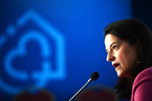 Επανεκκίνηση για τις Κλαδικές Συμβάσεις: Πού συγκλίνουν και πού διαφωνούν οι εταίροι - FinanceNews.gr