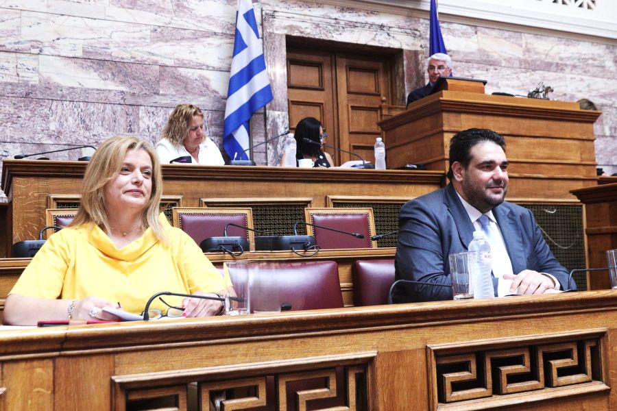 Εγκρίθηκε ο διορισμός Ρογκάκου στην Εθνική Αρχή Διαφάνειας: Αντιδράσεις για τη διαδικασία, αιχμές για κρίσιμες υποθέσεις - FinanceNews.gr