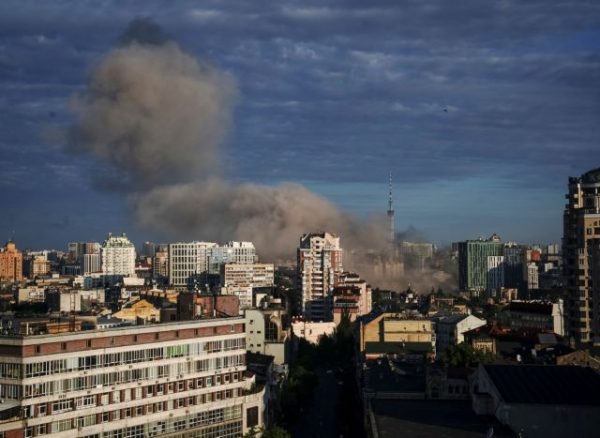 Πόλεμος στην Ουκρανία: Νέα αεροπορική επιδρομή της Ρωσίας στο Κίεβο