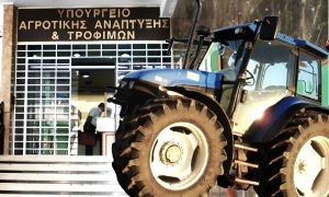 Τι κερδίζουν οι Έλληνες αγρότες από τα 300 δισ. της Ε.Ε. - FinanceNews.gr