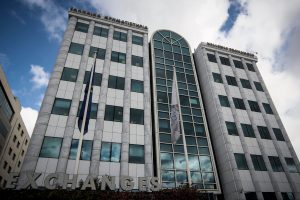 Χρηματιστήριο: Οι τρεις… δρόμοι των επενδυτών - Σήμερα η πρεμιέρα της «νέας» Metlen