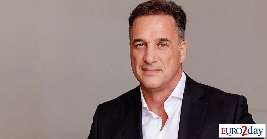 Ο Νίκος Αναστασίου Γενικός Διευθυντής του αεροδρομίου στο Καστέλι