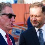 Επίσκεψη του Υπ. Εσωτερικών των ΗΠΑ Doug Burgum στα Ναυπηγεία ΟΝΕΧ – Ελευσίνας