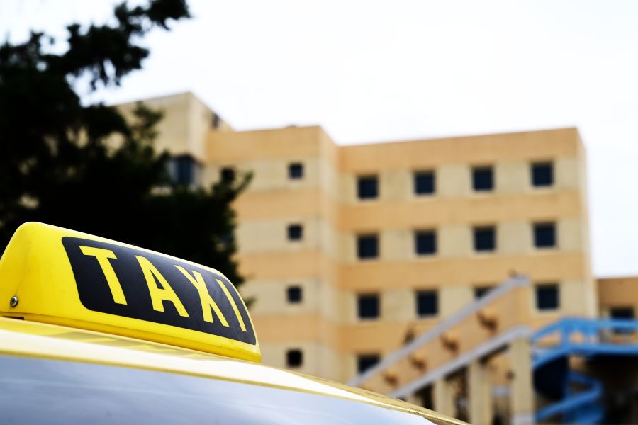 Κλιμακώνουν οι οδηγοί ταξί: Συγκέντρωση διαμαρτυρίας για την «εξόντωση» του κλάδου - FinanceNews.gr