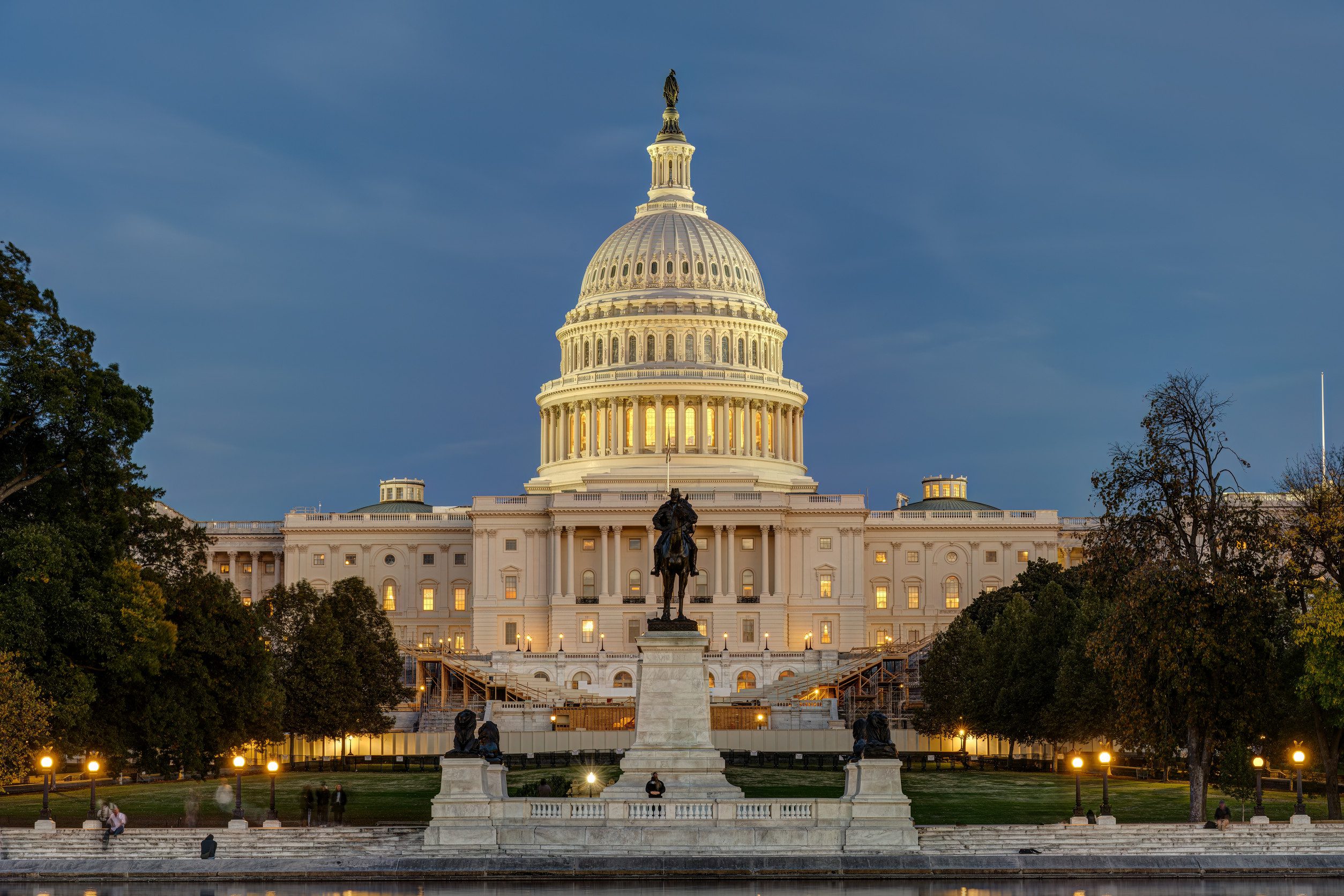 Τζέι Ντι Βανς: «Οδεύουμε σε ένα shutdown» στις ΗΠΑ - Financial Report