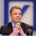 «Τρεχάματα» για τον CEO της Deutsche Bank - Πέντε τραπεζίτες διεκδικούν αποζημιώσεις μαμούθ - Το σκάνδαλο Monte dei Paschi επιστρέφει
