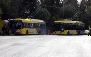 Άγριος ξυλοδαρμός οδηγού τρόλεϊ στον Πειραιά