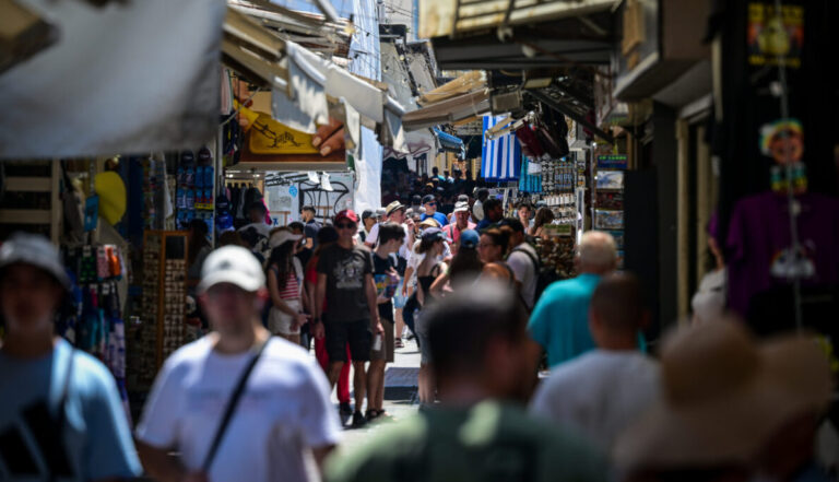 Πιερρακάκης: Από τα μέτρα της κυβέρνησης ωφελούνται όλοι οι πολίτες - FinanceNews.gr