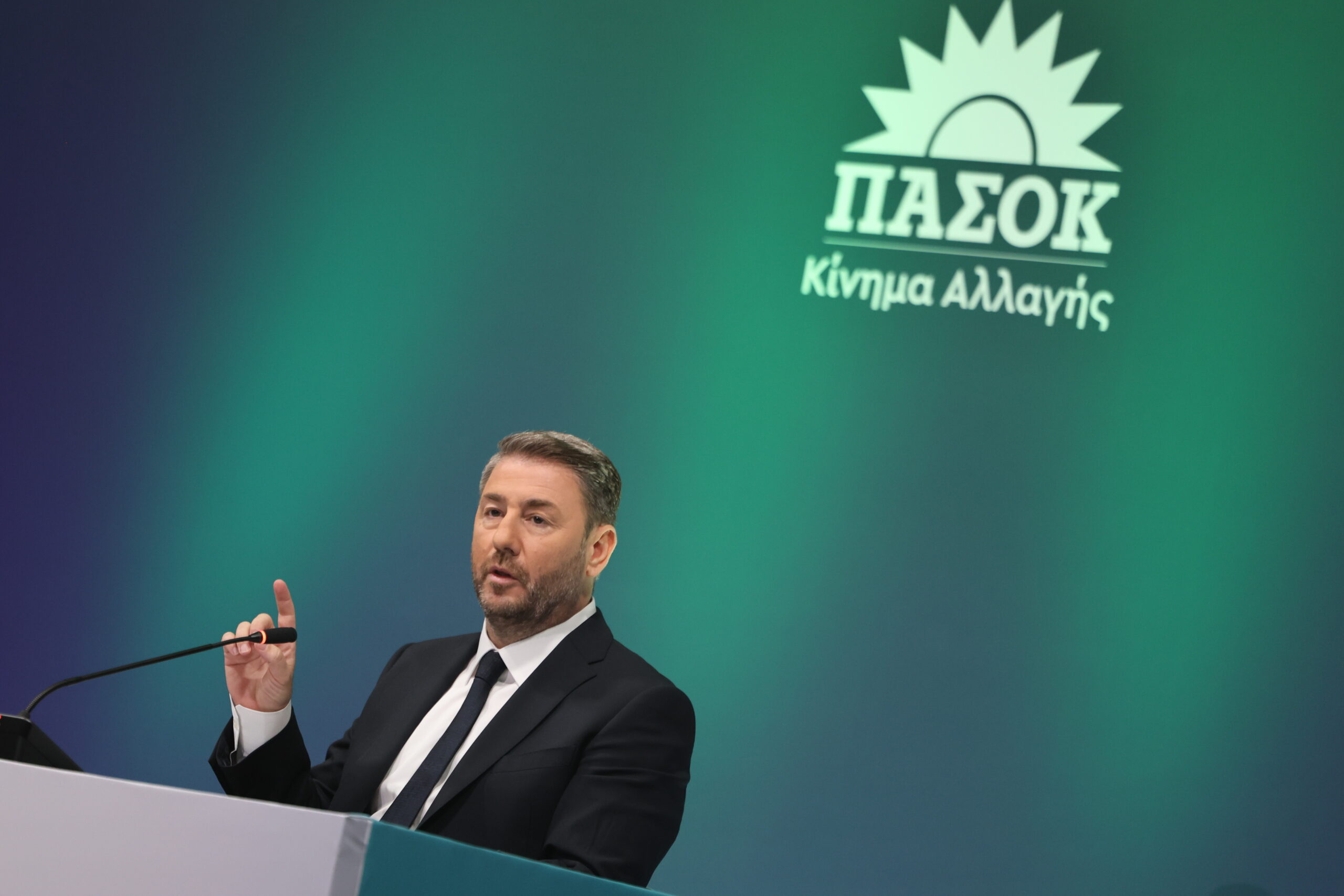 ΠΑΣΟΚ: Στην αντεπίθεση ο Ανδρουλάκης – «Κοπτοραπτική» με δάκτυλο ΝΔ αναφέρει η Διαμαντοπούλου - FinanceNews.gr