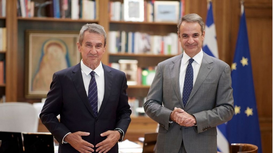 «Παραπρασίνισε» ... η γαλάζια ΝΔ - Προσχώρησε και ο Λοβέρδος - Με άρωμα ΠΑΣΟΚ οι 8 από τους 21 υπουργούς του Μητσοτάκη