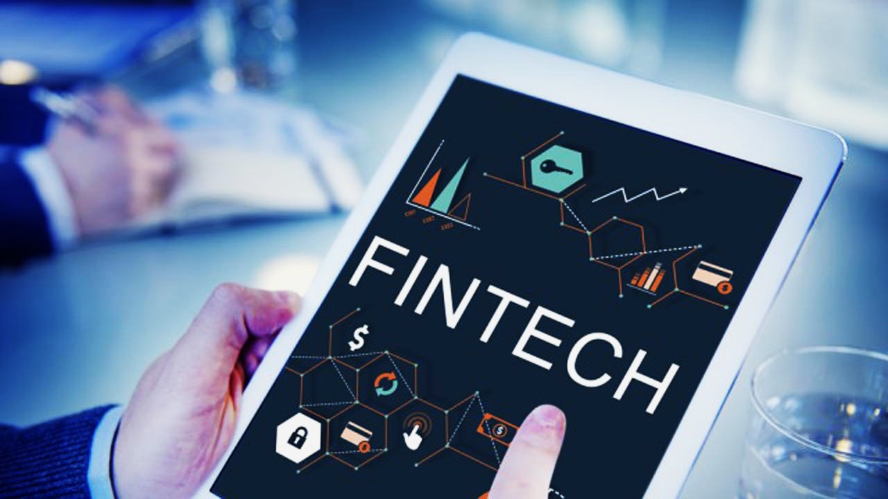 FinTech & neobanks «σαρώνουν»: Οι νέοι παίκτες που ανατρέπουν τους παραδοσιακούς κανόνες της τραπεζικής - FinanceNews.gr