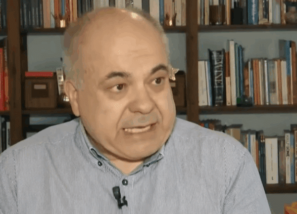 Φωτοβολταικά μπαλκονιών: Πόσο κοστίζoυν, πόσα κερδίζουν οι καταναλωτές, πότε αναμένεται η ρύθμιση από τον ΔΕΔΔΗΕ