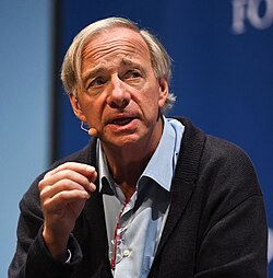 Ray Dalio: Πολιτική πίεση και νομισματική αβεβαιότητα στις ΗΠΑ
