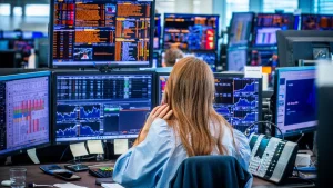 financialreport.gr