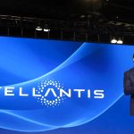 Stellantis προειδοποιεί: Η απαγόρευση βενζινοκίνητων το 2035 απειλεί την ευρωπαϊκή αυτοκινητοβιομηχανία - FinanceNews.gr
