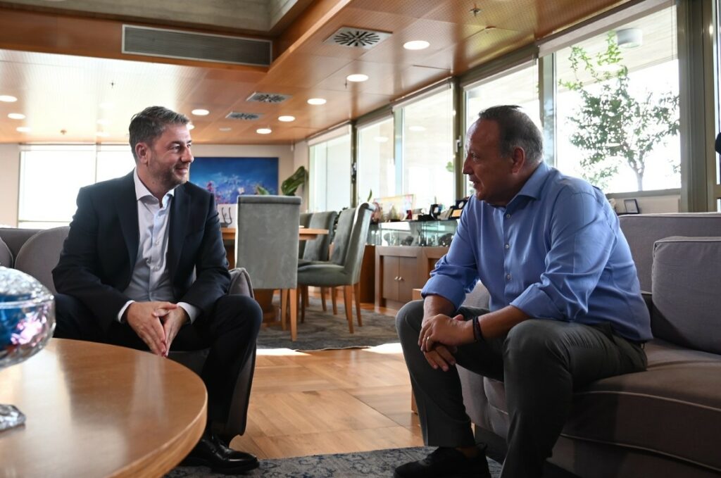 Νίκος Ανδρουλάκης: «Προτεραιότητά μας η δημόσια παιδεία και υγεία» - FinanceNews.gr