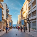 Τρομερά πράγματα στην Κρήτη... Άνδρας έτρεχε γυμνός στους δρόμους με μαχαίρι