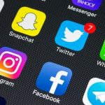 Στα καλά νέα - Η ελληνική κυβέρνηση εξετάζει απαγόρευση των social media για ανηλίκους κάτω των 16 ετών