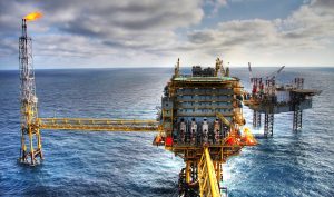 Αμερικανικό μπλοκ στην Τουρκία: Η Chevron «κλειδώνει» τα κοιτάσματα νοτίως της Κρήτης - FinanceNews.gr