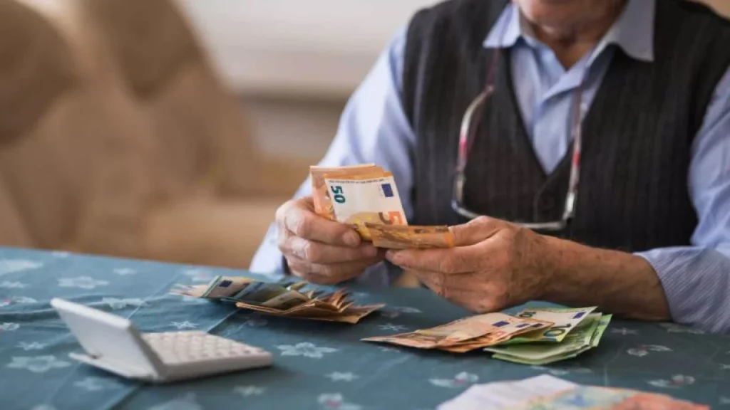 Συνταξιούχοι Δημοσίου: Επιστολή στον Μητσοτάκη – Τι ζητούν - FinanceNews.gr