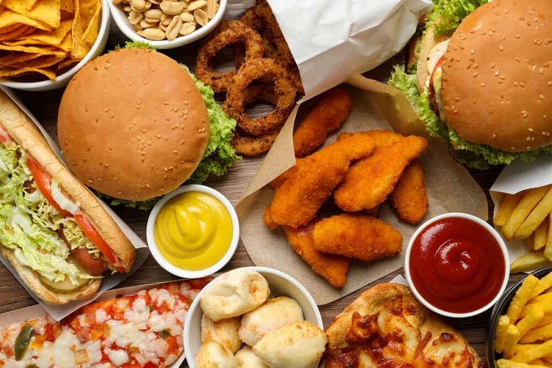 Νέες επενδύσεις στο fast food – Η έλευση των Taco Bell και Pizza Hut και οι στόχοι των μεγάλων αλυσίδων - FinanceNews.gr