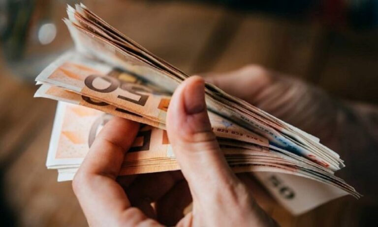 financialreport.gr