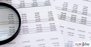 Εκτακτα αποτελέσματα «θολώνουν» την εικόνα για 15 εισηγμένες