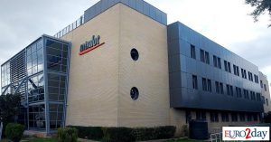Intralot: Τριπλή αναβάθμιση από τη Fitch μετά την εξαγορά της Ballys