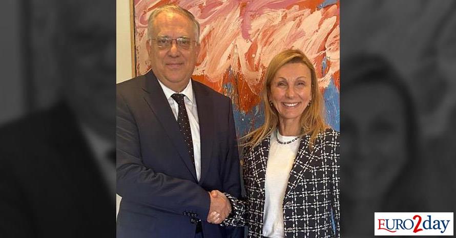 Προτάσεις και μέτρα για τη γαλάζια οικονομία συζήτησαν Θεοδωρικάκος και Τραυλού