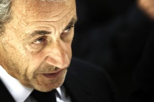 Γαλλία: Την πόρτα της φυλακής αναμένεται να διαβεί αύριο ο Νικολά Σαρκοζί - FinanceNews.gr