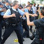 Ουάσινγκτον: 'Εμπόλεμη ζώνη το Σικάγο - Οι διαδηλωτές πληρώνονται από καρτέλ και συμμορίες'